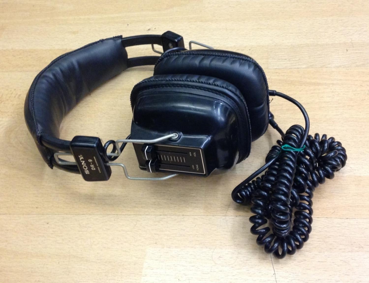 Sony DR 9 for sale at X Electrical